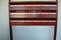 Multibank with Ball Top, Colour: Heritage Red | BIC Industries